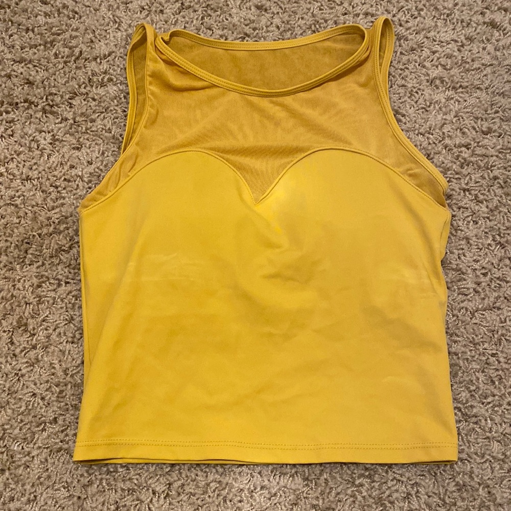 Kortni jeane crop top